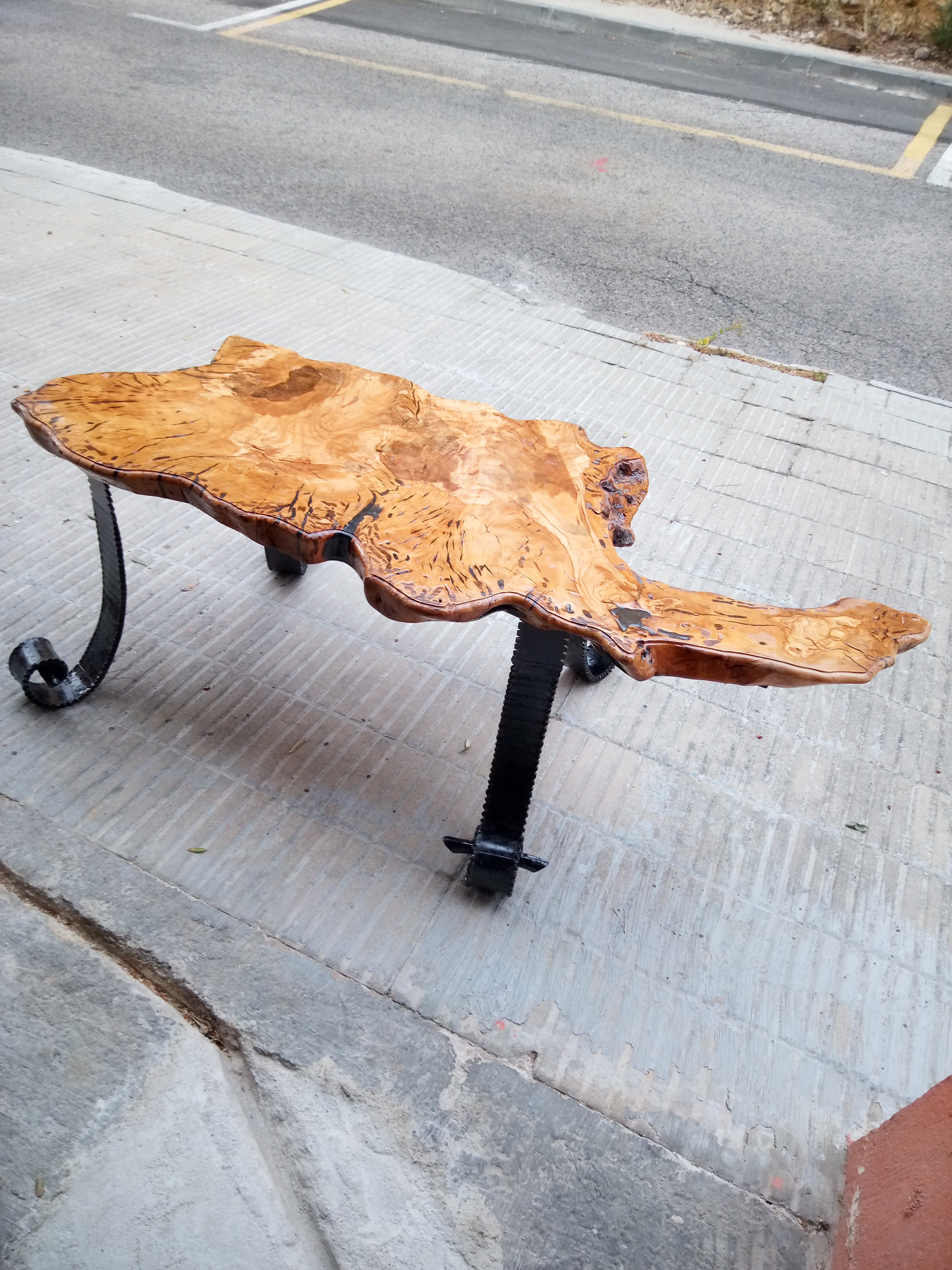 Colgante circular de madera